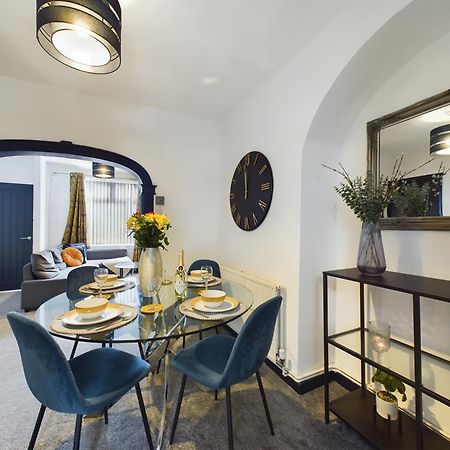 Charming Apartments - Cosy Retreat - Short Drive To City Centre - Free Parking Ливърпул Екстериор снимка